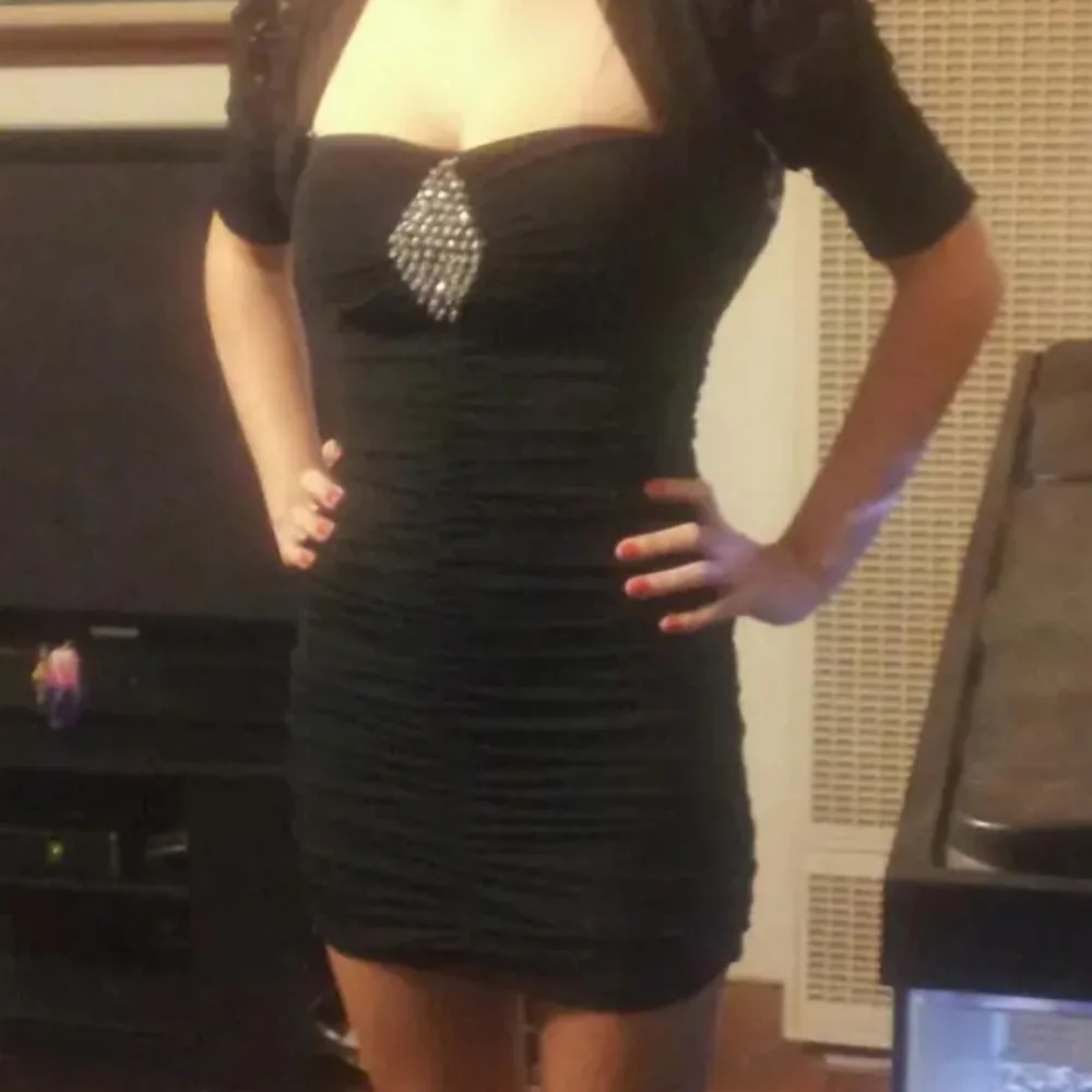 Sexy Black Mini Dress 👗 - Picture 9 of 11